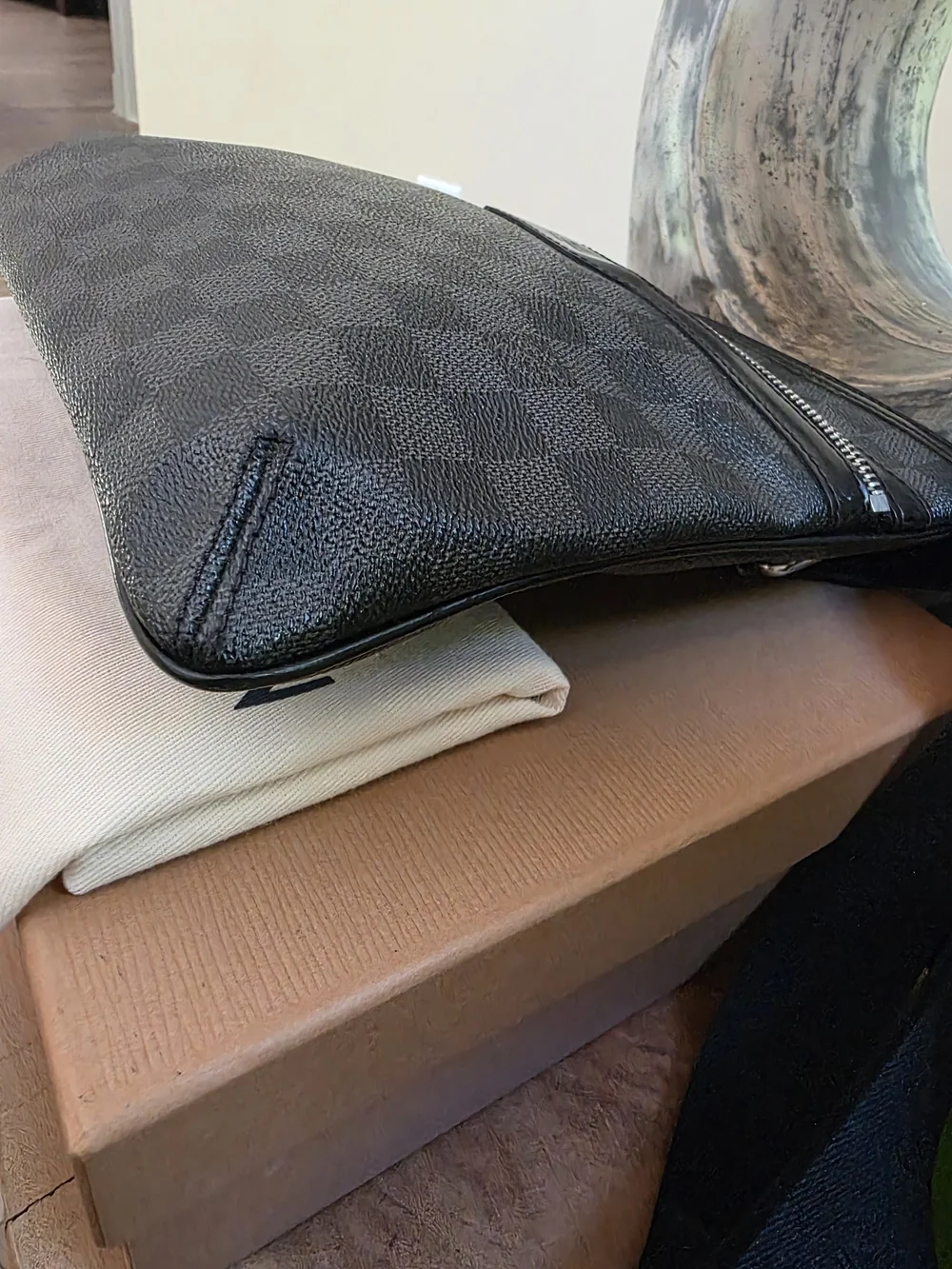 Louis Vuitton Damier Graphite Thomas Messenger Bag